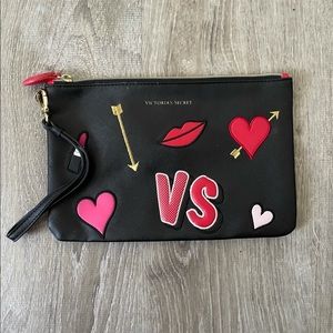 Medium cosmetic bag